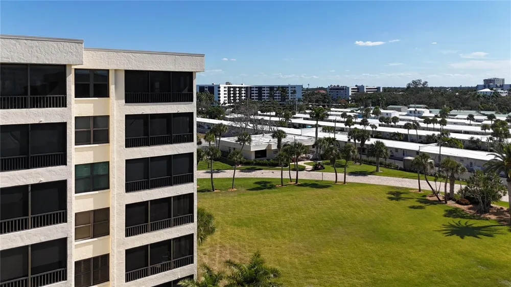 5770 MIDNIGHT PASS ROAD #301 Sarasota, FL 34242