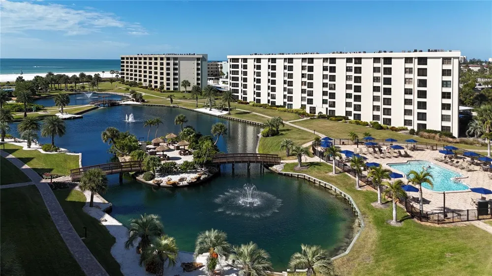 5770 MIDNIGHT PASS ROAD #301 Sarasota, FL 34242