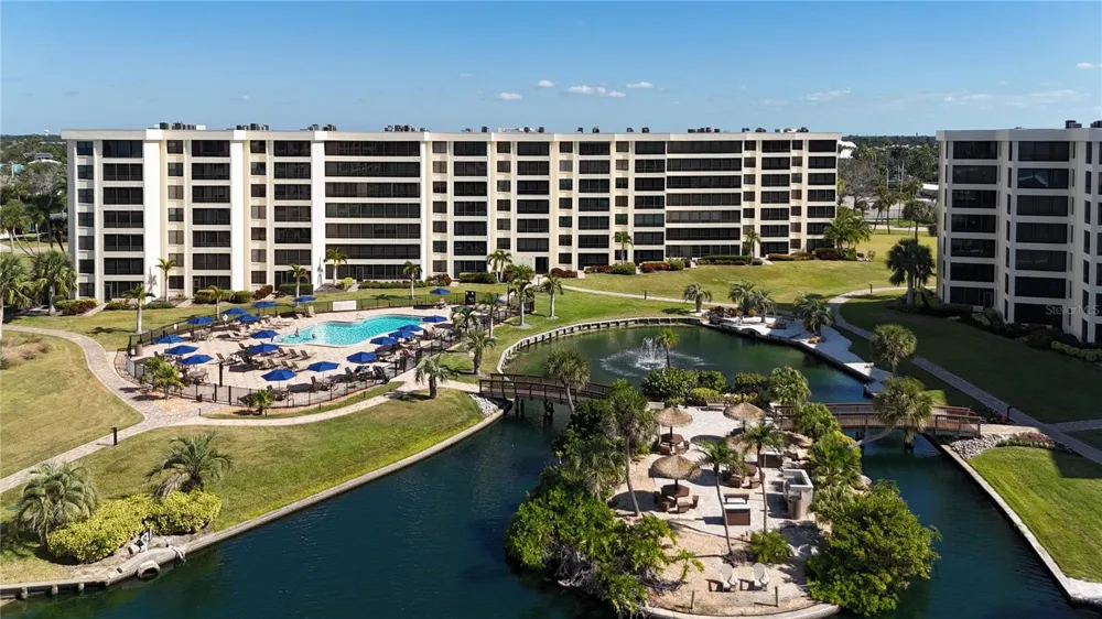 5770 MIDNIGHT PASS ROAD #301 Sarasota, FL 34242