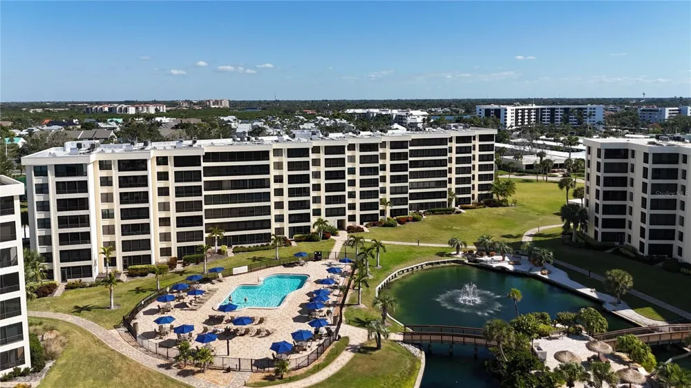 5770 MIDNIGHT PASS ROAD #301 Sarasota, FL 34242