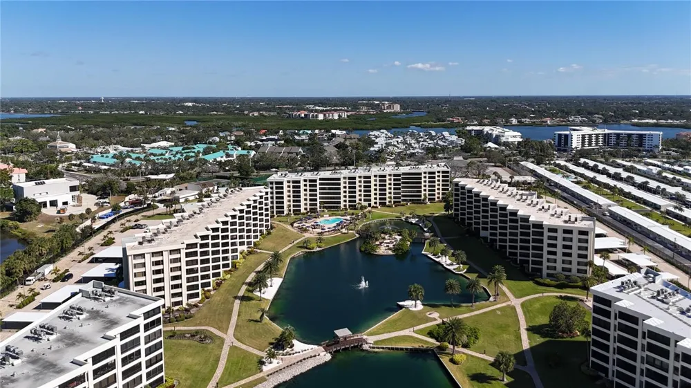 5770 MIDNIGHT PASS ROAD #301 Sarasota, FL 34242