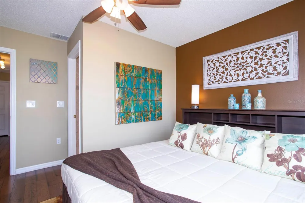8051 WHITE CRANE COURT Kissimmee, FL 34747