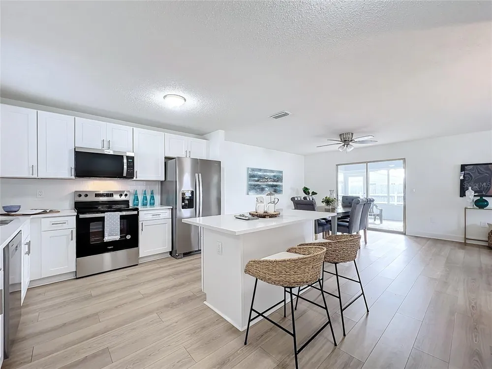 3932 ASHWOOD LANE #42 Sarasota, FL 34232
