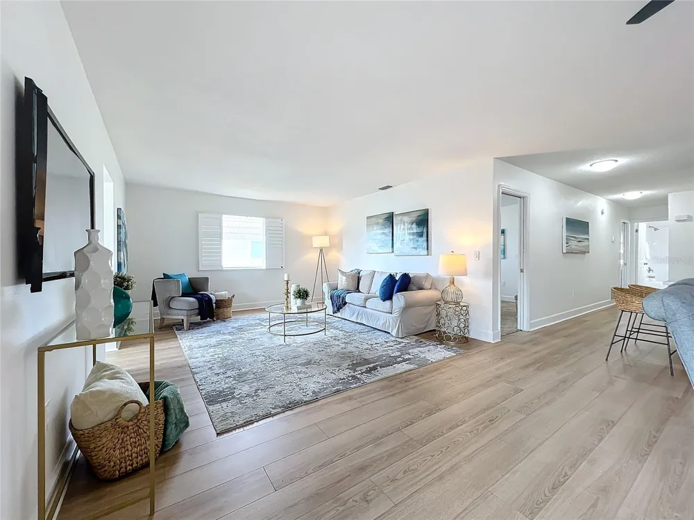 3932 ASHWOOD LANE #42 Sarasota, FL 34232