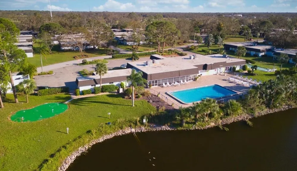 3932 ASHWOOD LANE #42 Sarasota, FL 34232