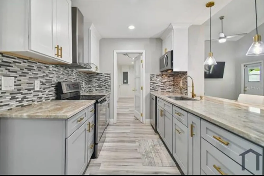6745 RALSTON BEACH CIRCLE Tampa, FL 33614