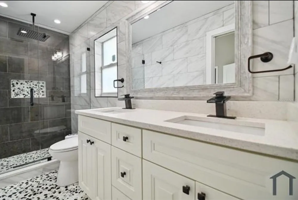 6745 RALSTON BEACH CIRCLE Tampa, FL 33614