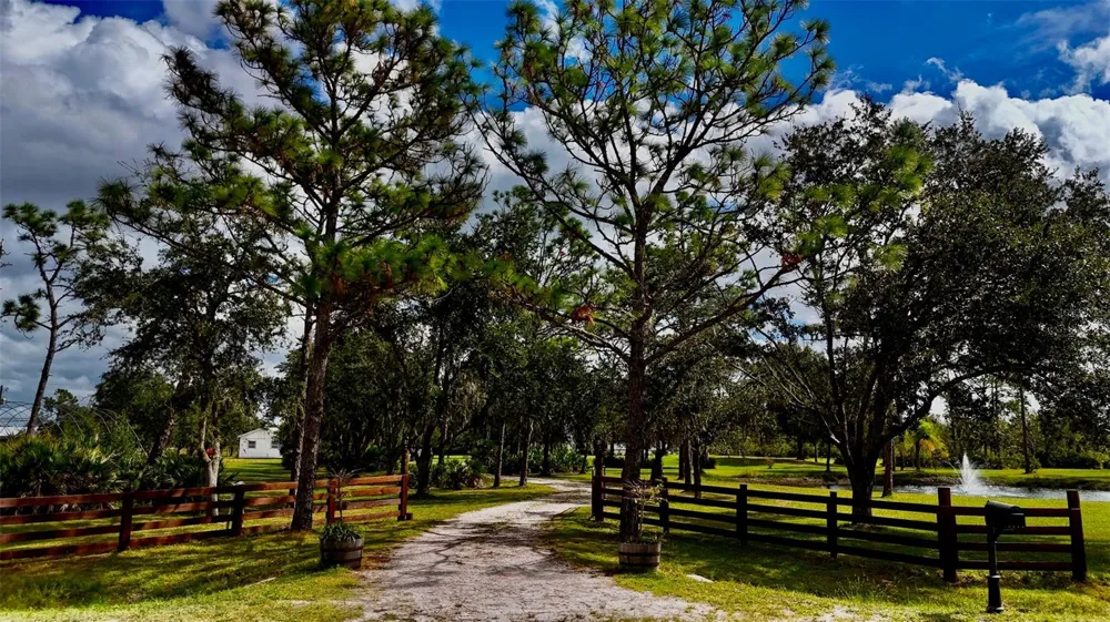 7425 245TH STREET E Myakka City, FL 34251
