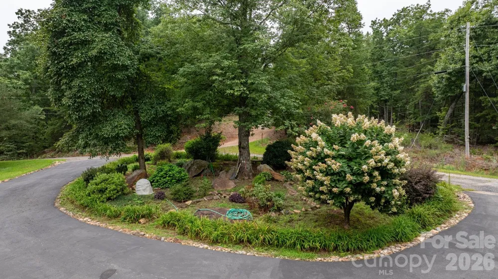 422 Ridge Creek Drive Taylorsville, NC 28681