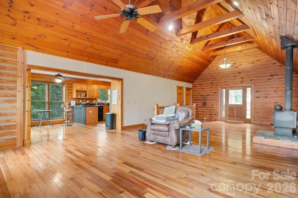 422 Ridge Creek Drive Taylorsville, NC 28681