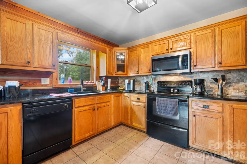 422 Ridge Creek Drive Taylorsville, NC 28681