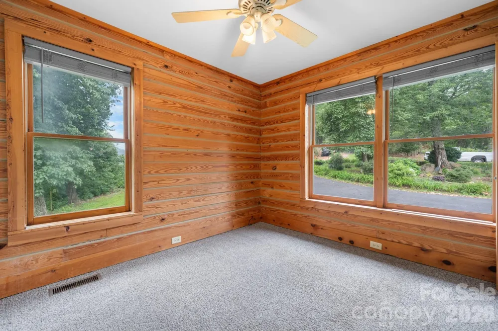 422 Ridge Creek Drive Taylorsville, NC 28681