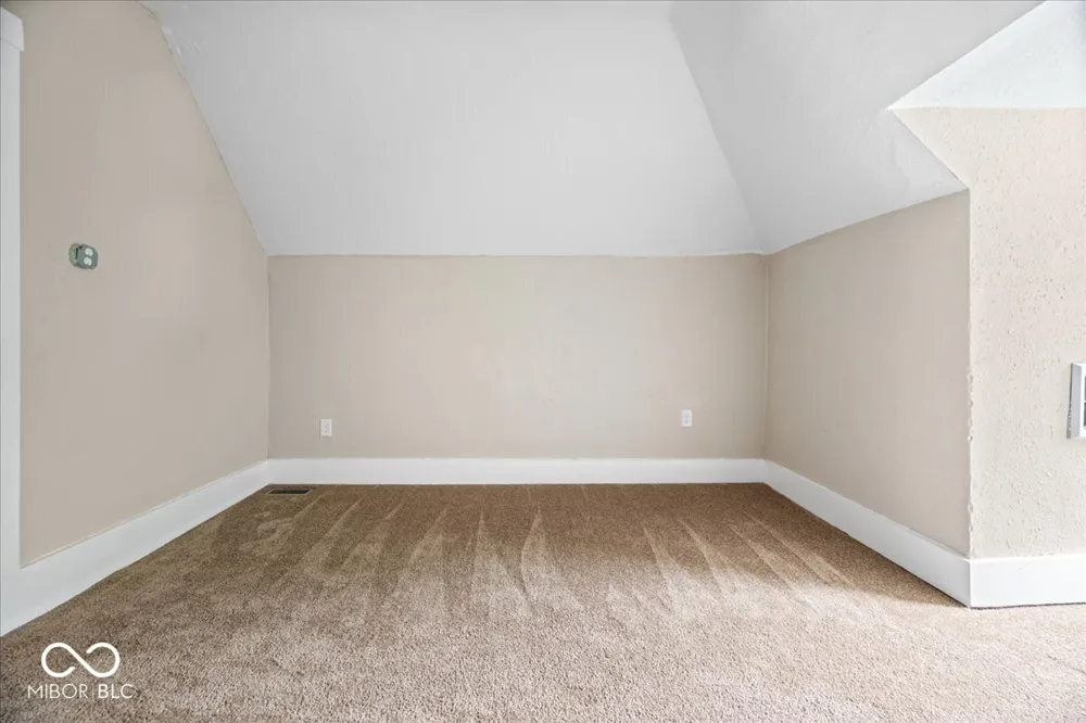 314 Craven Street Sweetser, IN 46987