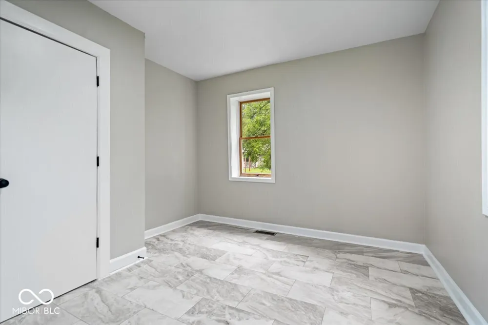 314 Craven Street Sweetser, IN 46987