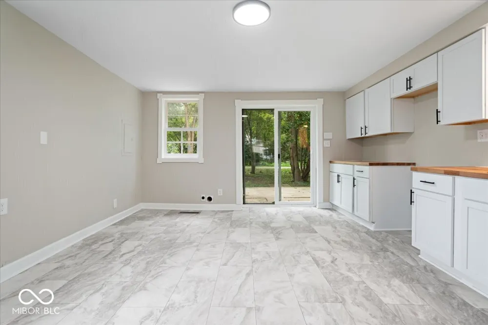 314 Craven Street Sweetser, IN 46987