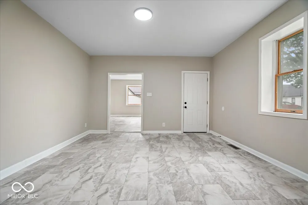 314 Craven Street Sweetser, IN 46987