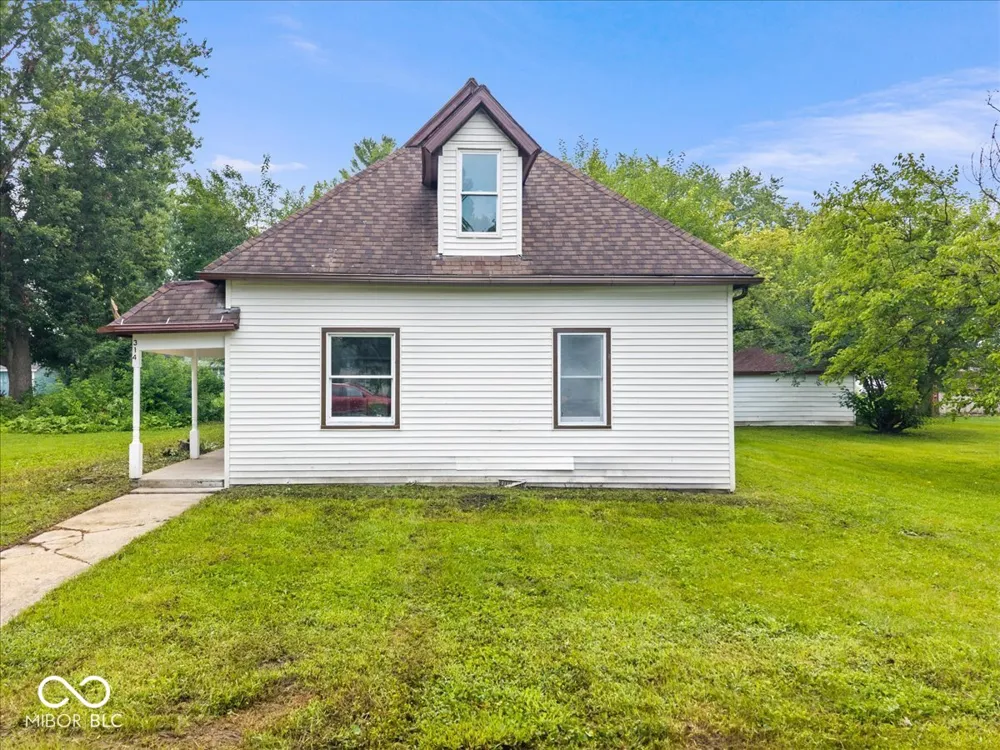314 Craven Street Sweetser, IN 46987