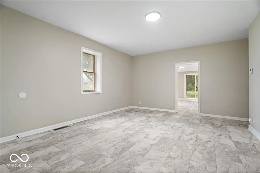 314 Craven Street Sweetser, IN 46987