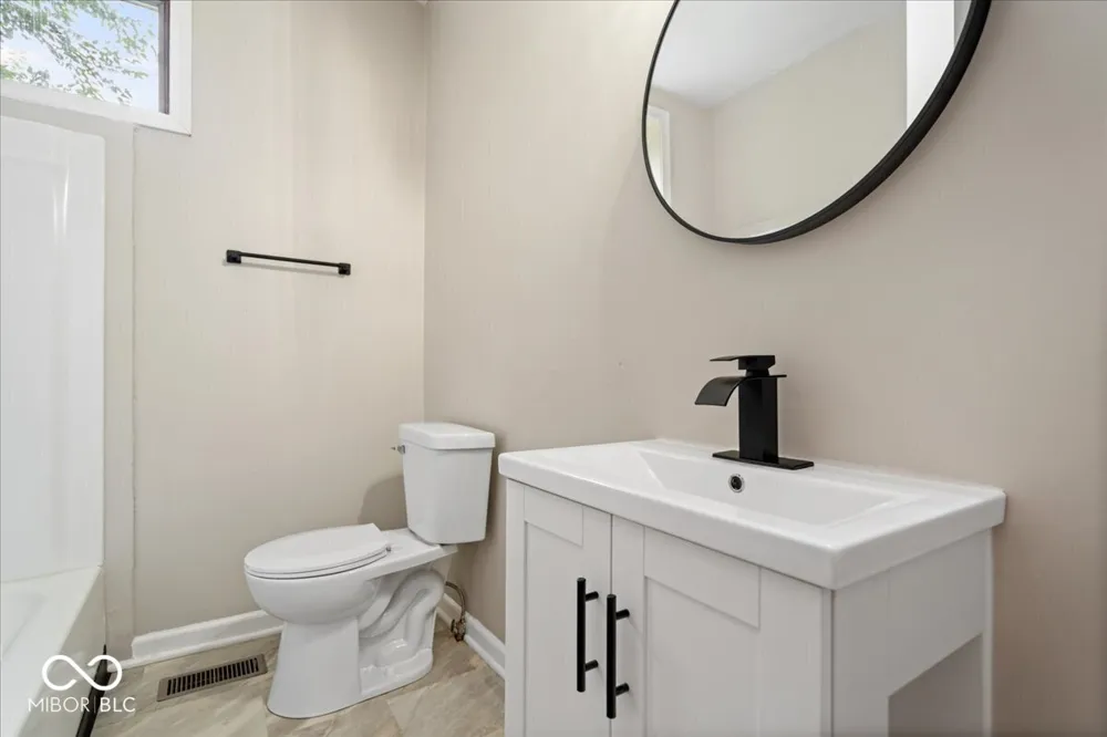 314 Craven Street Sweetser, IN 46987