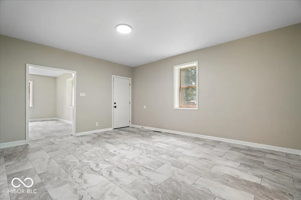 314 Craven Street Sweetser, IN 46987