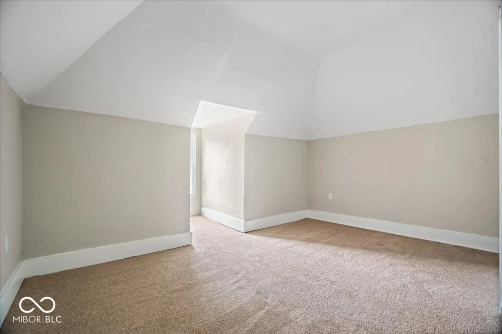 314 Craven Street Sweetser, IN 46987