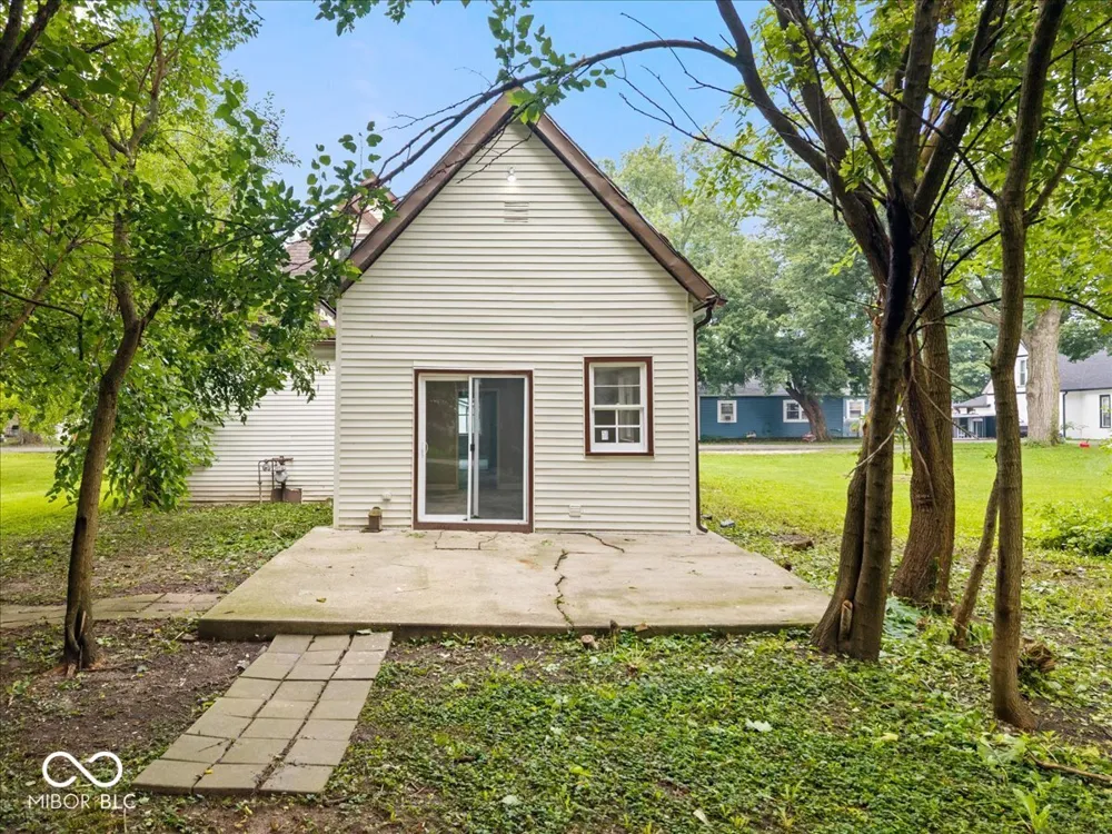 314 Craven Street Sweetser, IN 46987