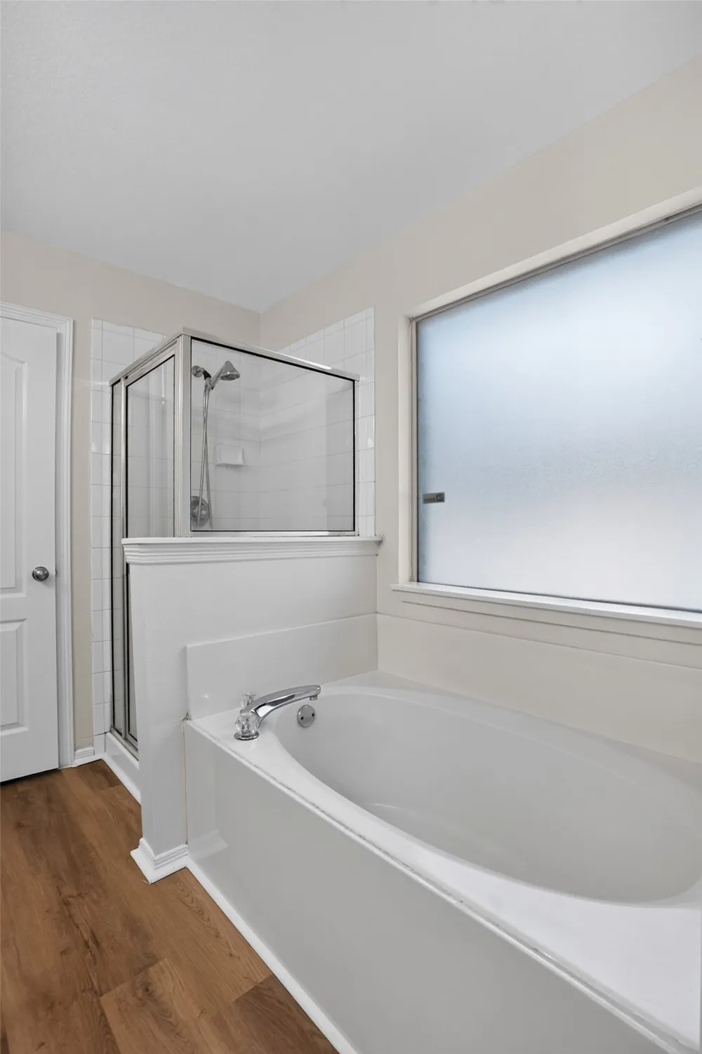 419 Murphy Road Burleson, TX 76028
