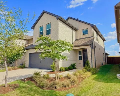 2903 Woodland Court