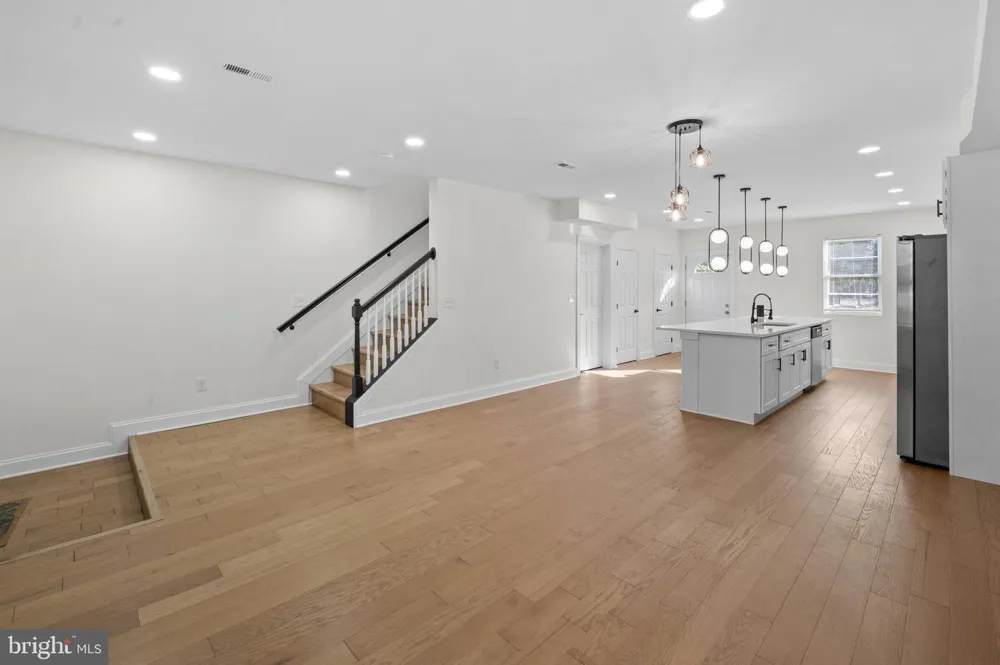 4911 CORDELIA AVENUE Baltimore, MD 21215