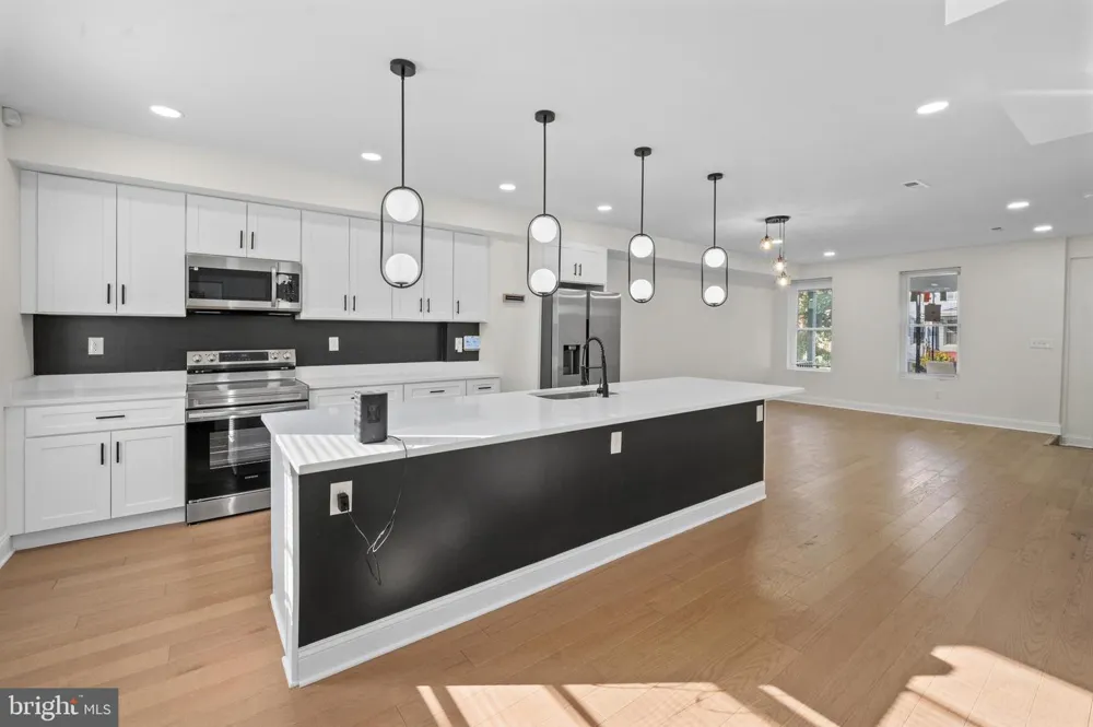 4911 CORDELIA AVENUE Baltimore, MD 21215