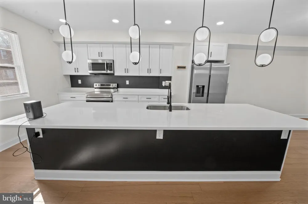 4911 CORDELIA AVENUE Baltimore, MD 21215