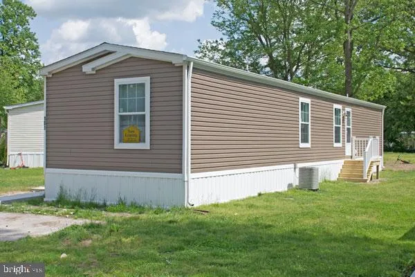 16 LOXLEY LANE Hartly, DE 19953