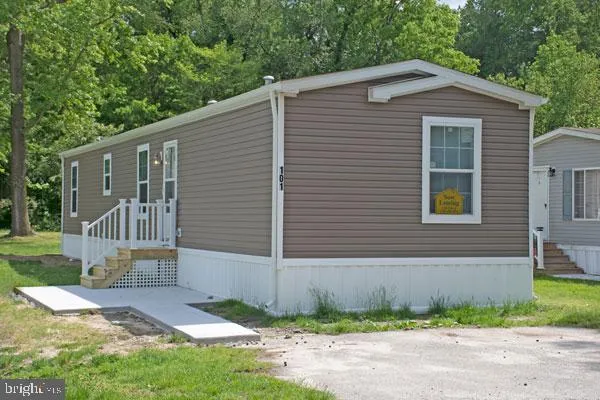 16 LOXLEY LANE Hartly, DE 19953