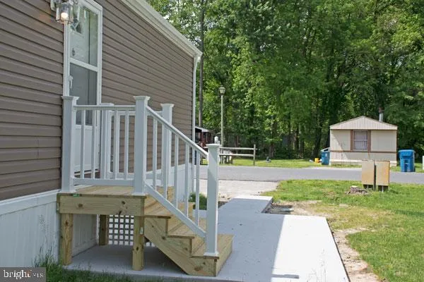 16 LOXLEY LANE Hartly, DE 19953