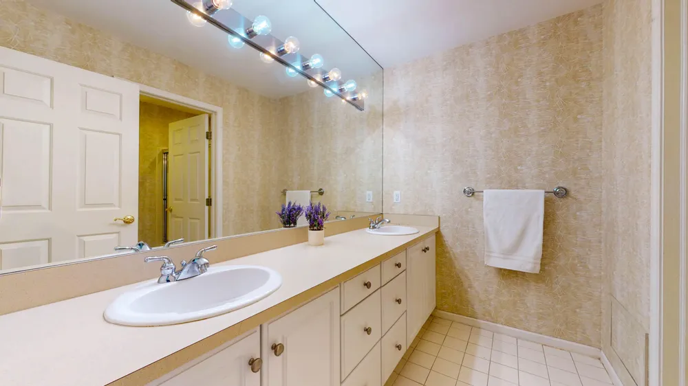 22279 Brockshire Street Novi, MI 48375