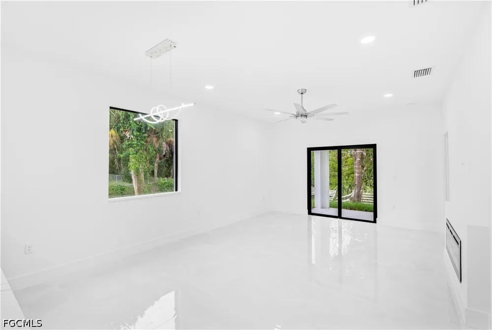 LEELAND HEIGHTS BOULEVARD E Lehigh Acres, FL 33936