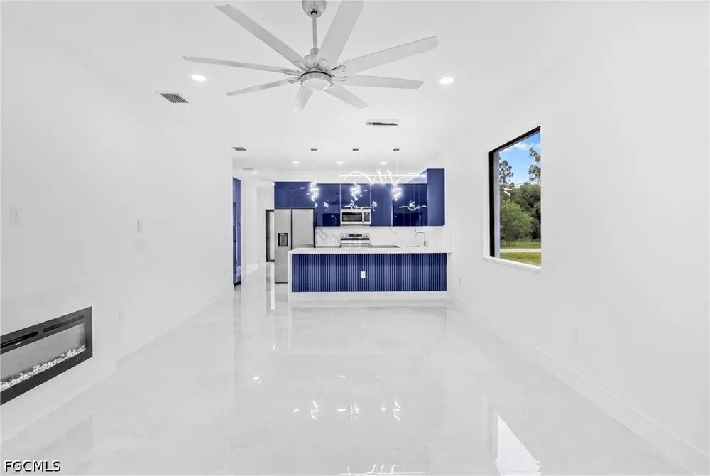 LEELAND HEIGHTS BOULEVARD E Lehigh Acres, FL 33936