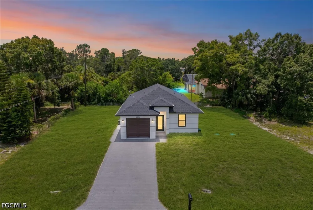 LEELAND HEIGHTS BOULEVARD E Lehigh Acres, FL 33936