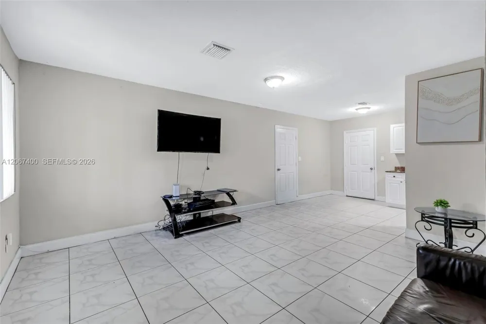 3271 NW 173rd Ter Miami Gardens, FL 33056