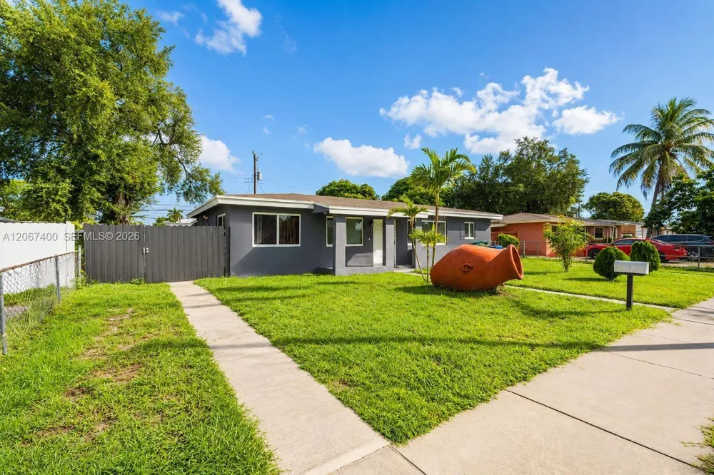 3271 NW 173rd Ter Miami Gardens, FL 33056