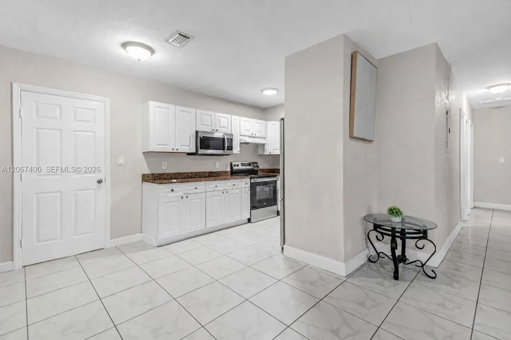 3271 NW 173rd Ter Miami Gardens, FL 33056