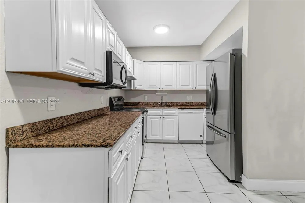 3271 NW 173rd Ter Miami Gardens, FL 33056