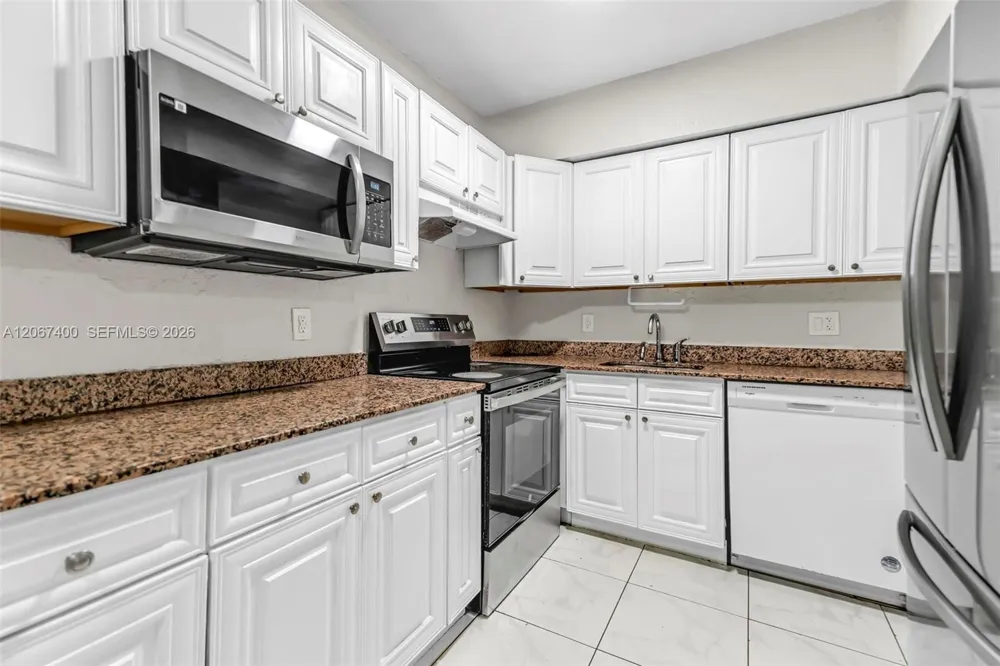 3271 NW 173rd Ter Miami Gardens, FL 33056