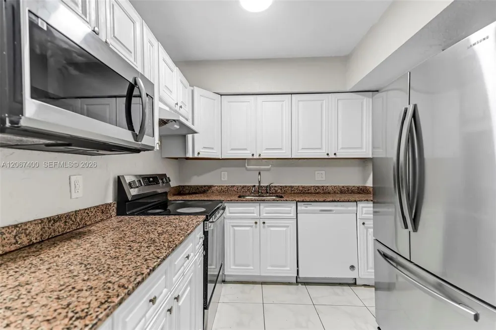 3271 NW 173rd Ter Miami Gardens, FL 33056