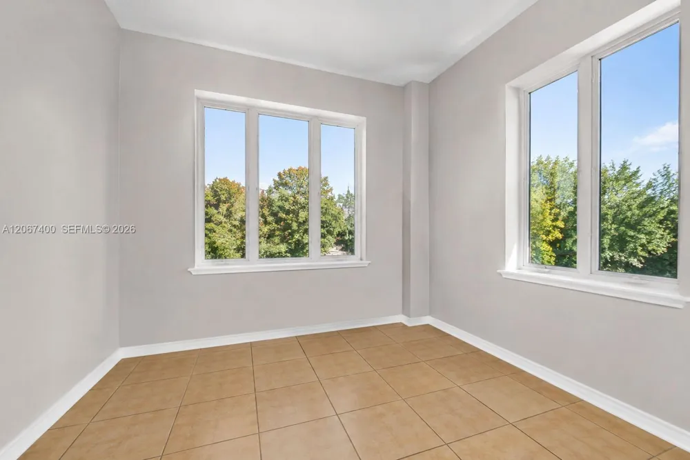 3271 NW 173rd Ter Miami Gardens, FL 33056