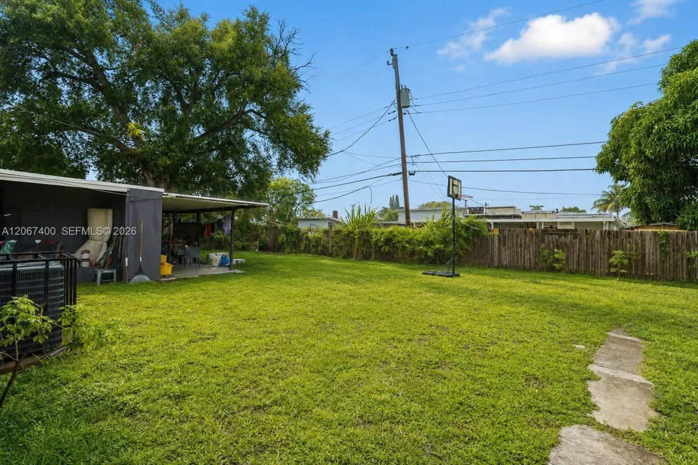 3271 NW 173rd Ter Miami Gardens, FL 33056