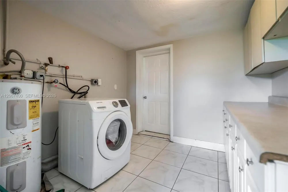 3271 NW 173rd Ter Miami Gardens, FL 33056
