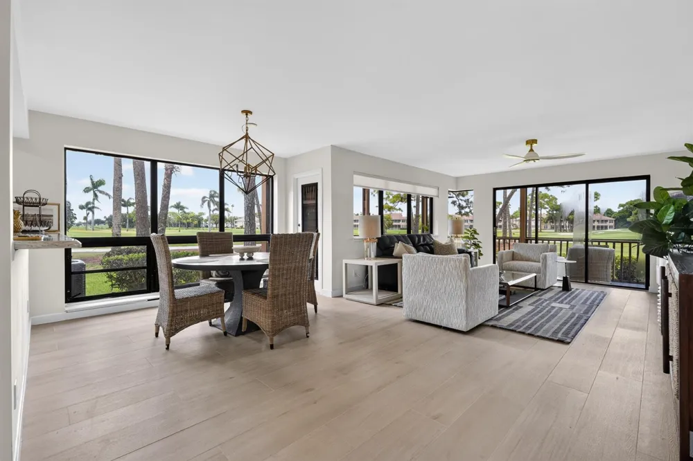 302 Brackenwood Circle Palm Beach Gardens, FL 33418