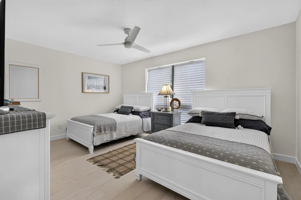 302 Brackenwood Circle Palm Beach Gardens, FL 33418