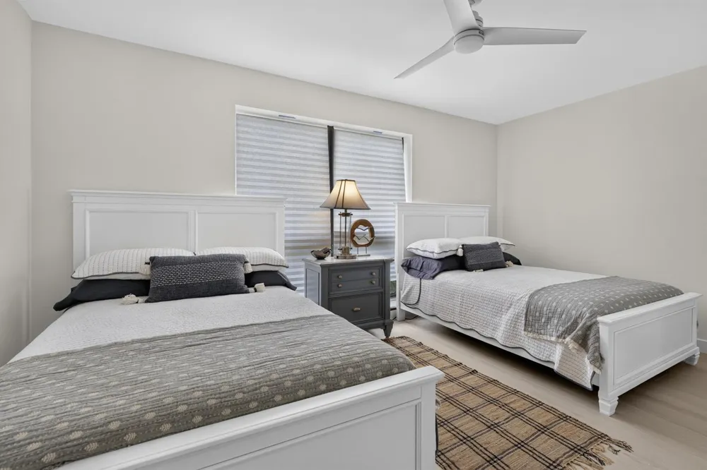 302 Brackenwood Circle Palm Beach Gardens, FL 33418
